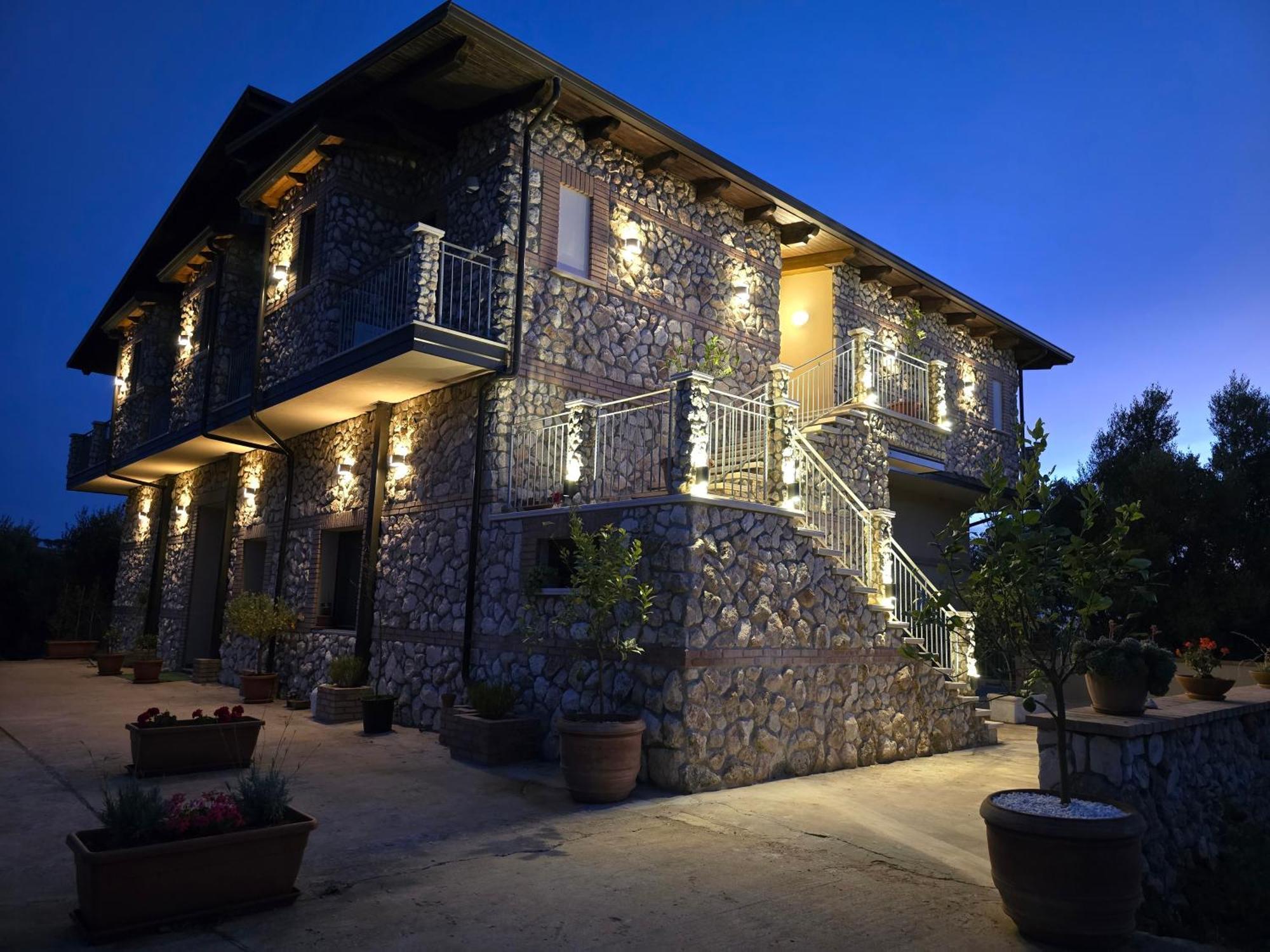 Borgo Carida - Green Family Holidays Zaccanopoli Bagian luar foto